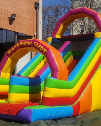 Scivolo gonfiabile per bambini