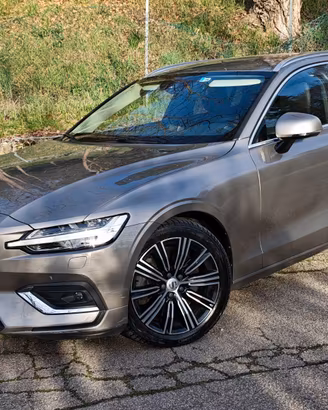 Volvo V60 D4 AWD GEATRONIC INSCRIPTION (03/2019)