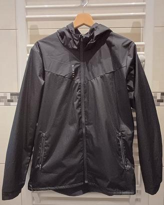 Giubbino Kipsta antipioggia nero taglia 14-15 anni