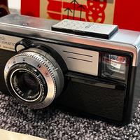 Kodak instamatic 250 camera
