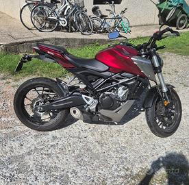 HONDA CB 125 R 2020 - 22.500 km