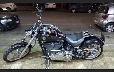 Harley Davidson  Rocker C 