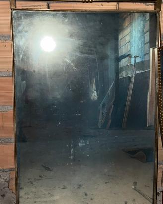Grande specchio antico con patina argentata