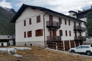 Trilocale e box a Corbet (Ayas). Stagione estiva