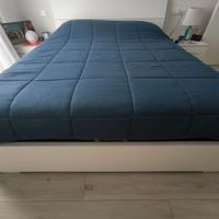 Letto contenitore matrimoniale e comodini