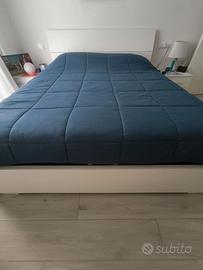 Letto contenitore matrimoniale e comodini