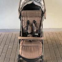 Passeggino Mast M2X leggero e compatto