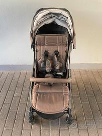 Passeggino Mast M2X leggero e compatto