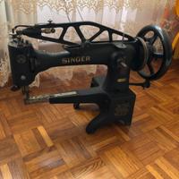 Macchina da cucire Singer 29K71 d'epoca