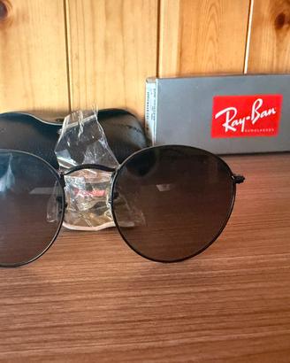 Ray ban