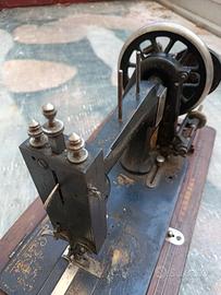 MACCHINA DA CUCIRE ANTICA SIEDEL E NEUMANN