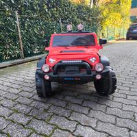macchina a batteria più radiocomando 
