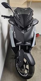 YAMAHA XMAX 300