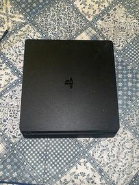 Playstation 4 slim