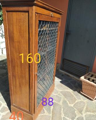 antica vetrina /oggettistica/libreria 