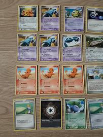 Lotto misto 22 carte Pokemon 