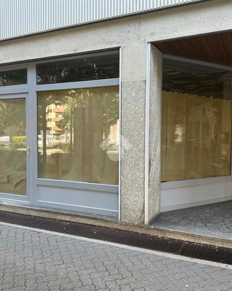 NEGOZIO A SONDRIO