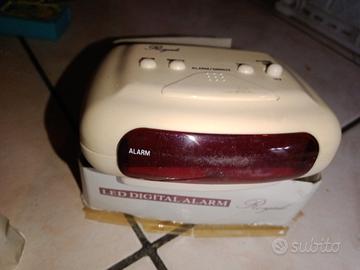 Sveglia digitale Royale vintage 