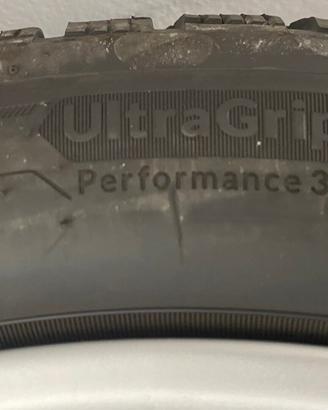 Gomme invernali 235/45 R18 98H GOOD YEAR