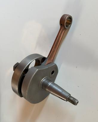 Albero motore Piaggio vespa corsa 51 cono 19
