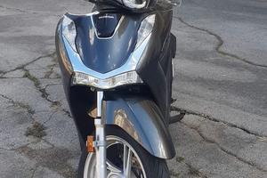 Honda SH 150i ABS 2021 – 14.500 km – Come nuovo