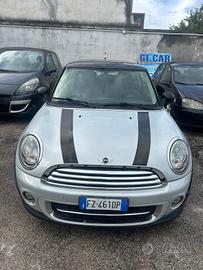Mini Mini 2.0 16V Cooper D Automatica motore batte