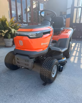 Trattorino rasaerba husqvarna TC114