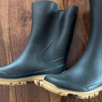 stivaletti gomma nr 23