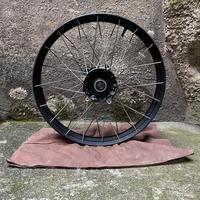 Ruota cerchio anteriore tuareg 660 con difetto