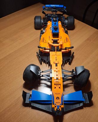 LEGO Technic Monoposto McLaren Formula 1 (42141)