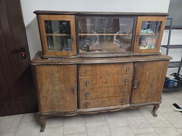 Credenza d epoca  anni 40-50 in ragalo