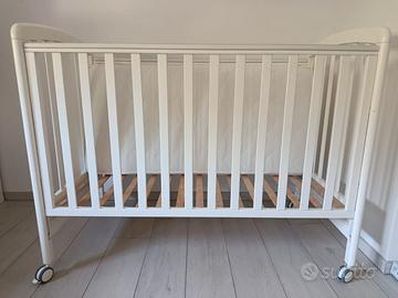 Lettino Chicco in legno bianco  più paracolpi
