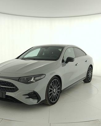 MERCEDES-BENZ CLA 200 AMG Line Premium Plus 4matic