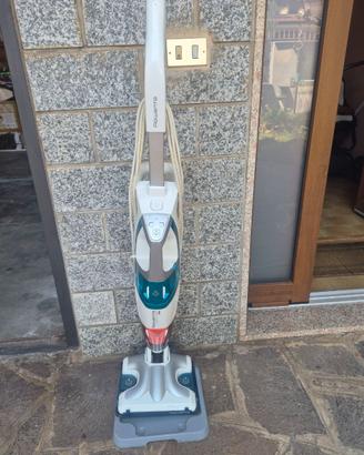 Roventa Clean&steam aspira e lava pavimenti