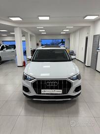 Audi Q3 35 TDI S tronic Business
