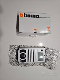 Pulsantiera singola videocitofono bticino linea 20
