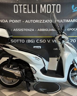 Honda SH 300 i