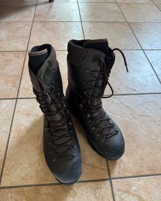 Stivaletto anfibio pelle