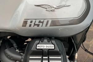 Moto Guzzi V7 Special 850