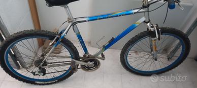 mtb con forcella marzocchi 