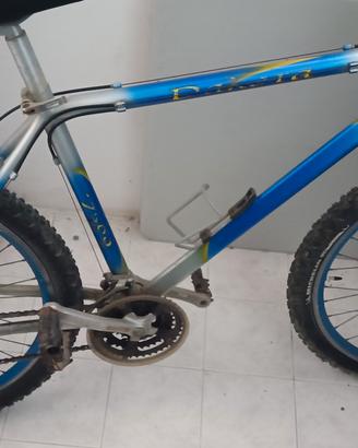 mtb con forcella marzocchi 
