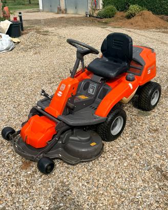 Tagliaerba Husquarna Frontrider R214T