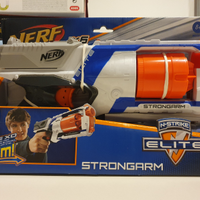 Giochi, pistola NERF