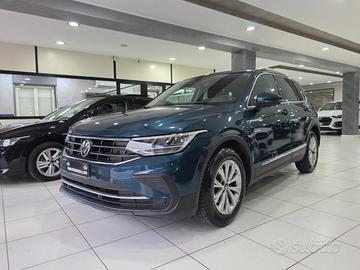 VOLKSWAGEN Tiguan 2.0 TDI 150CV SCR DSG Life Nav
