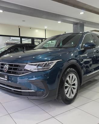 VOLKSWAGEN Tiguan 2.0 TDI 150CV SCR DSG Life Nav
