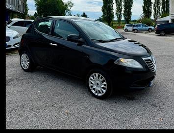 Lancia Ypsilon 1.2 69 CV 5 porte GPL Ecochic Gold