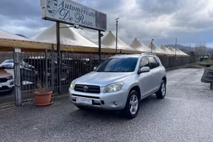 Toyota RAV 4 RAV4 2.2 D-4D 136 CV Luxury