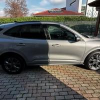 Ford Kuga ST-Line 2.5 Benzina Plug-In Hybrid 2WD