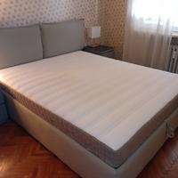 letto como e 2 comodini 