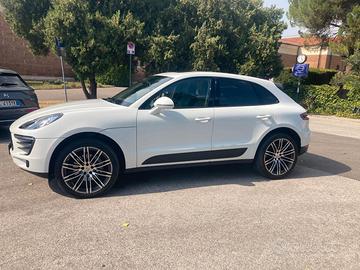 Porsche Macan  Benzina 2.0cc 252cv SERVICE BOOK